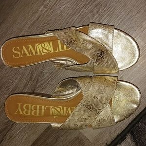 Gold sam & Libby size 8 wedge